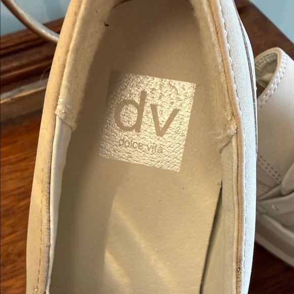 NWOT Dolce Vita Bizzie platform wedge loafer cream size 7.5 - Picture 2 of 7